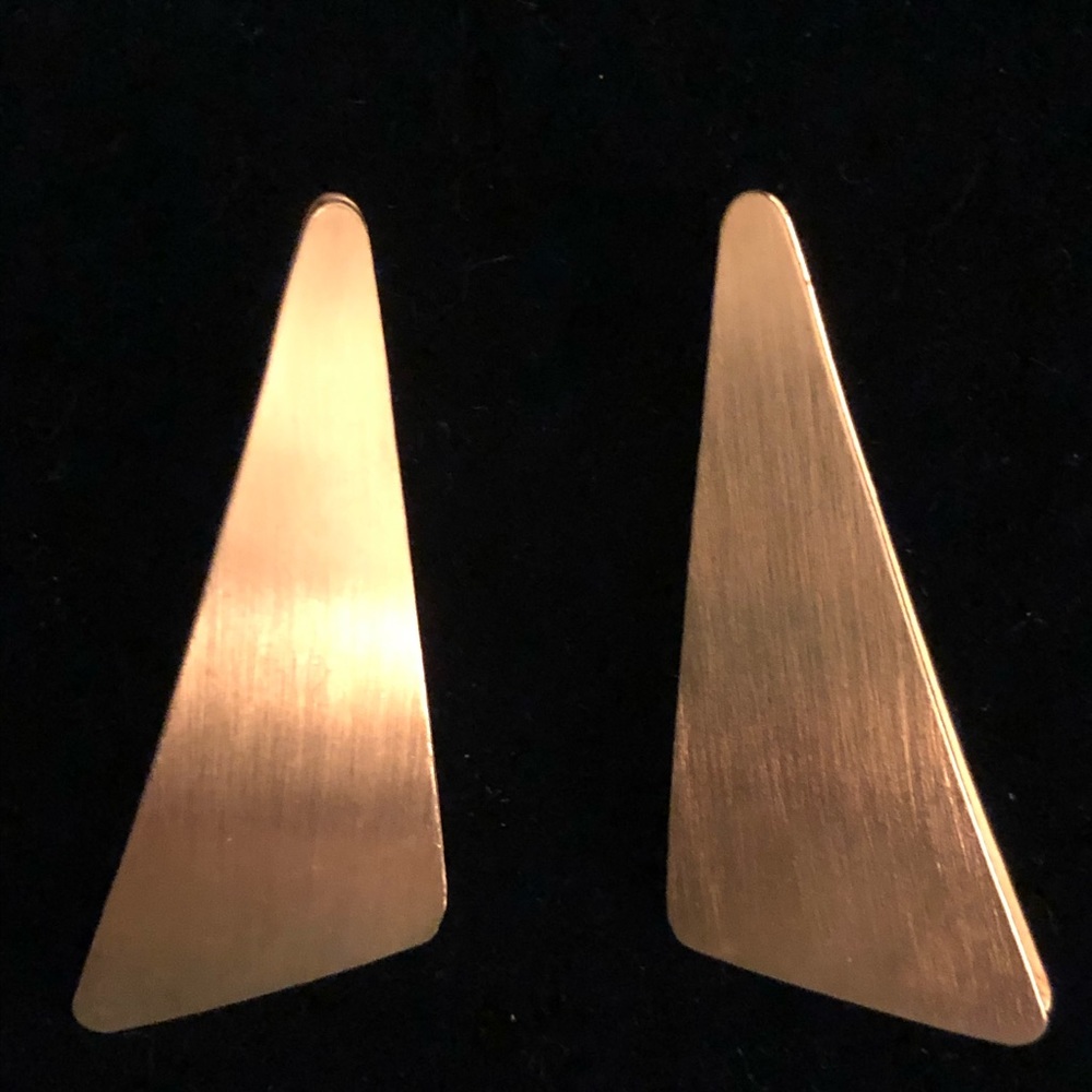 Goldtone geometric earrings